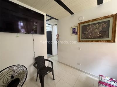 Apartamento de 3 alcobas en venta en La Esperanza, Girardot, 44 m² · foto 6 de 11