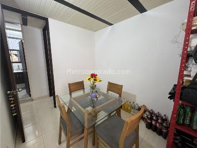 Apartamento de 3 alcobas en venta en La Esperanza, Girardot, 44 m² · foto 7 de 11