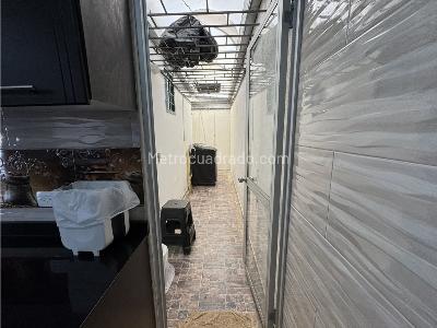 Apartamento de 3 alcobas en venta en Kennedy, Girardot, 58 m² · foto 11 de 15