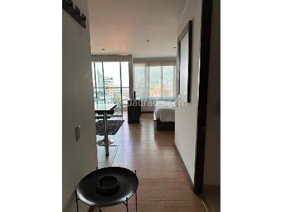 Apartaestudio en venta en El Poblado, Medellín, 40 m² · foto 9 de 12