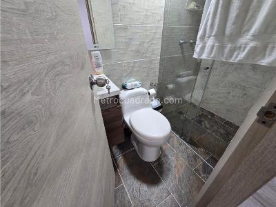 Apartamento de 3 alcobas en venta en El Trapiche, Bello, 55 m² · foto 5 de 11