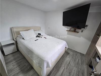 Apartamento de 3 alcobas en venta en El Trapiche, Bello, 55 m² · foto 8 de 11
