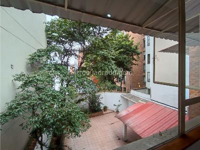 Casa de 5 alcobas en venta en Pardo Rubio, Bogotá, 456 m² · foto 13 de 20