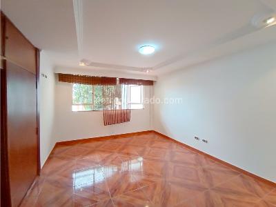Casa de 5 alcobas en venta en Pardo Rubio, Bogotá, 456 m² · foto 16 de 20