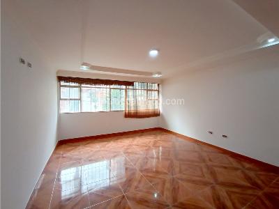Casa de 5 alcobas en venta en Pardo Rubio, Bogotá, 456 m² · foto 19 de 20