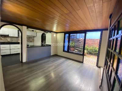 Casa en venta en Santa Barbara, Bogotá · foto 8 de 20