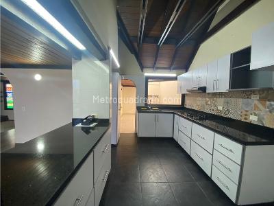Casa en venta en Santa Barbara, Bogotá · foto 16 de 20