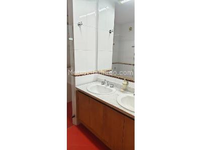 Apartamento en venta en La Carolina, Bogotá · foto 14 de 20