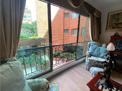 Apartamento de 4 alcobas en venta en La Carolina, Bogotá, 223 m² · foto 19 de 20