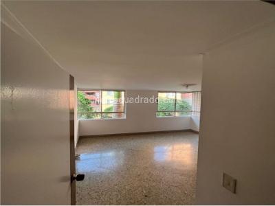 Apartamento de 4 alcobas en venta en Laureles, Medellín, 167 m² · foto 6 de 16