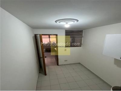 Apartamento de 4 alcobas en venta en Laureles, Medellín, 167 m² · foto 8 de 16