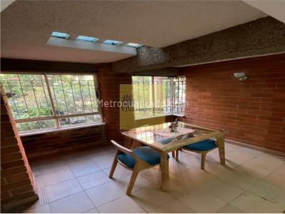 Apartamento de 4 alcobas en venta en Laureles, Medellín, 167 m² · foto 12 de 16