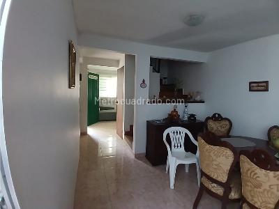 Casa de 3 alcobas en venta en Robledo, Medellín, 75 m² · foto 5 de 20