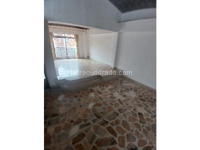 Casa de 4 alcobas en venta en Calasanz, Medellín, 200 m² · foto 3 de 20