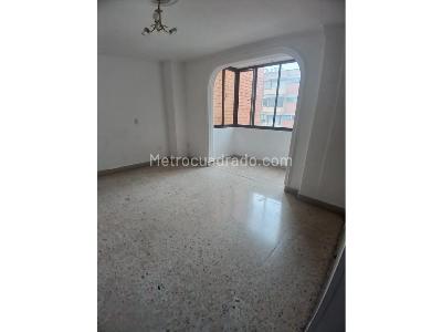 Casa de 4 alcobas en venta en Calasanz, Medellín, 200 m² · foto 10 de 20