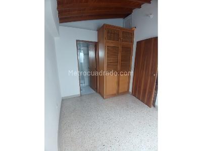 Casa de 4 alcobas en venta en Calasanz, Medellín, 200 m² · foto 11 de 20