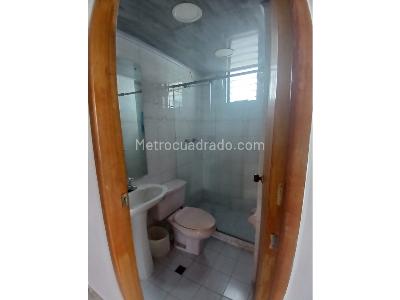 Casa de 4 alcobas en venta en Calasanz, Medellín, 200 m² · foto 15 de 20