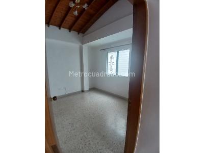 Casa de 4 alcobas en venta en Calasanz, Medellín, 200 m² · foto 16 de 20