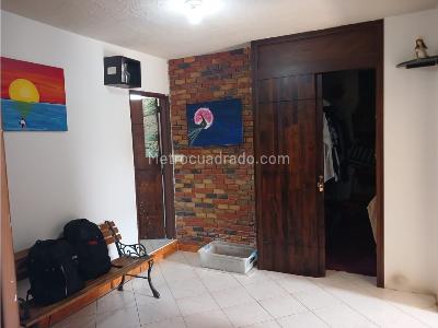 Casa de 5 alcobas en venta en Guayabal, Medellín, 147 m² · foto 5 de 20