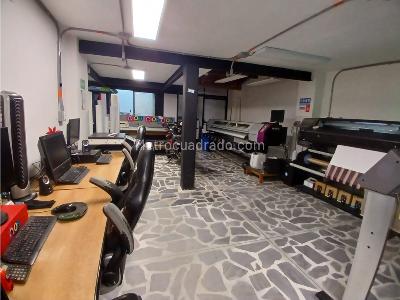 Casa de 3 alcobas en venta en Belen, Medellín, 300 m² · foto 2 de 20