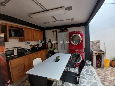 Casa de 3 alcobas en venta en Belen, Medellín, 300 m² · foto 5 de 20
