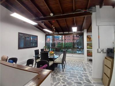 Casa de 3 alcobas en venta en Belen, Medellín, 300 m² · foto 15 de 20