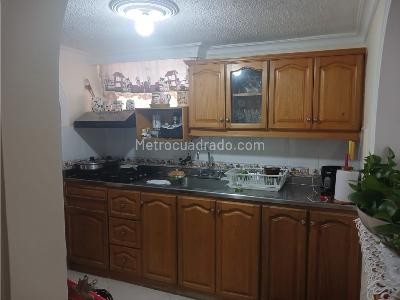 Apartamento en venta en El Poblado, Medellín · foto 2 de 13