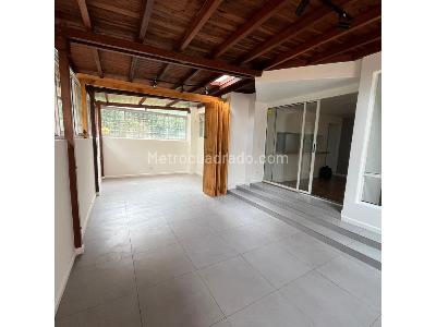 Apartamento de 4 alcobas en venta en El Poblado, Medellín, 101 m² · foto 10 de 19
