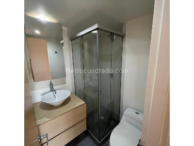 Apartamento de 4 alcobas en venta en El Poblado, Medellín, 101 m² · foto 17 de 19