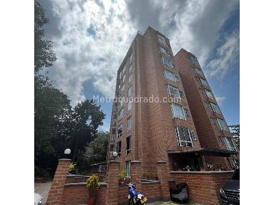 Apartamento de 4 alcobas en venta en El Poblado, Medellín, 101 m² · foto 18 de 19