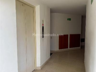 Apartamento en venta en Portales Del Norte, Bogotá · foto 6 de 20