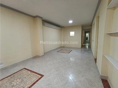 Casa de 3 alcobas en venta en Cabañas, Bello, 120 m² · foto 2 de 17