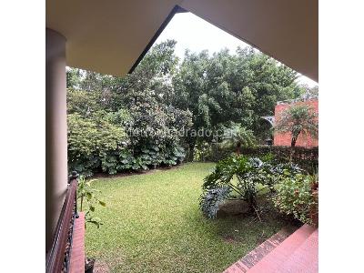 Casa de 4 alcobas en venta en El Tesoro, Medellín, 409 m² · foto 7 de 20