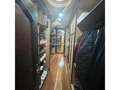 Casa de 4 alcobas en venta en El Tesoro, Medellín, 409 m² · foto 13 de 20