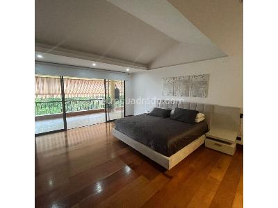 Casa de 4 alcobas en venta en El Tesoro, Medellín, 409 m² · foto 17 de 20