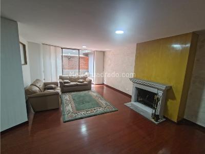 Apartamento de 4 alcobas en venta en Los Rosales, Bogotá, 235 m² · foto 15 de 20