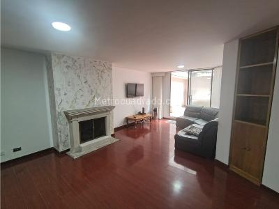 Apartamento de 4 alcobas en venta en Los Rosales, Bogotá, 235 m² · foto 18 de 20