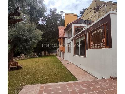 Casa de 4 alcobas en venta en Villa De Aranjuez, Bogotá, 917 m² · foto 3 de 20