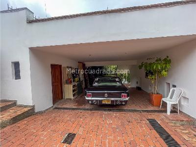 Casa de 4 alcobas en venta en Villa De Aranjuez, Bogotá, 917 m² · foto 4 de 20