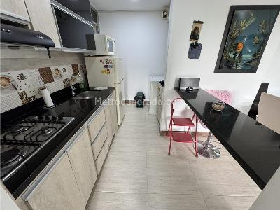 Apartamento de 3 alcobas en venta en Kennedy, Girardot, 58 m² · foto 3 de 14
