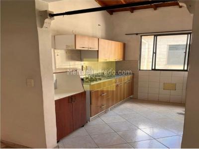Apartamento en venta en San Pablo, Itagüí · foto 2 de 9