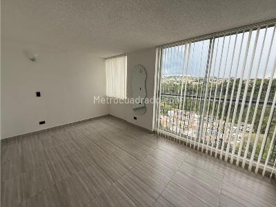 Apartamento de 2 alcobas en venta en Poblado I, Pereira, 45 m² · foto 8 de 20
