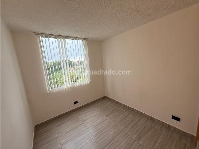 Apartamento de 2 alcobas en venta en Poblado I, Pereira, 45 m² · foto 12 de 20