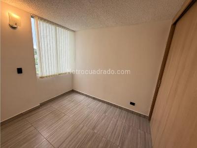 Apartamento de 2 alcobas en venta en Poblado I, Pereira, 45 m² · foto 18 de 20