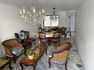 Apartamento de 3 alcobas en venta en Santa Monica Residencial, Cali, 126 m² · foto 5 de 19