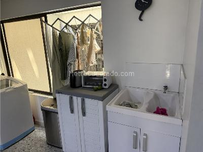 Apartamento de 3 alcobas en venta en Santa Monica Residencial, Cali, 126 m² · foto 8 de 19
