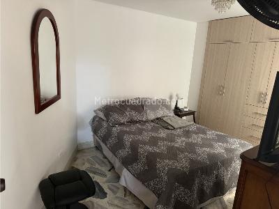 Apartamento de 3 alcobas en venta en Santa Monica Residencial, Cali, 126 m² · foto 10 de 19