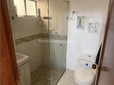Apartamento de 3 alcobas en venta en Santa Monica Residencial, Cali, 126 m² · foto 11 de 19