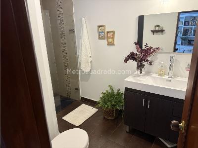Apartamento de 3 alcobas en venta en Santa Monica Residencial, Cali, 126 m² · foto 13 de 19