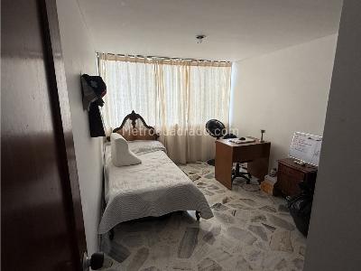 Apartamento de 3 alcobas en venta en Santa Monica Residencial, Cali, 126 m² · foto 17 de 19